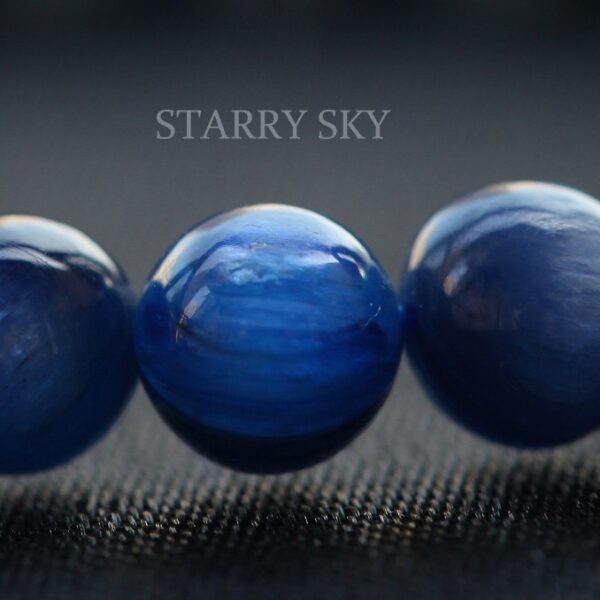Natural Kyanite Crystal Bracelet - Minimalist Unisex Energy Jewelry - Image 3