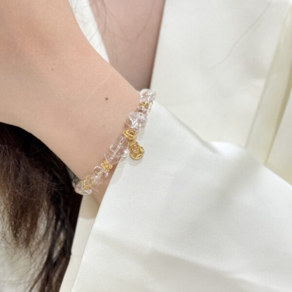 Natural White Crystal Irregular Bead Bracelet - Lucky Gourd Charm Bohemian Jewelry - Image 2